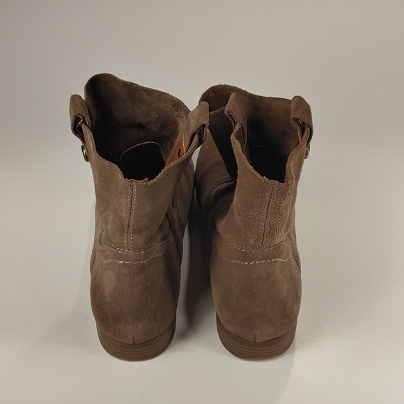 Womens Frye and Co. Ankle Booties size 7.5 - Picture 2 of 9